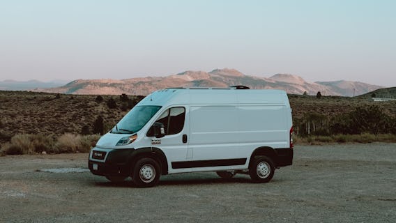 white van installed with a tracklogix gps tracker